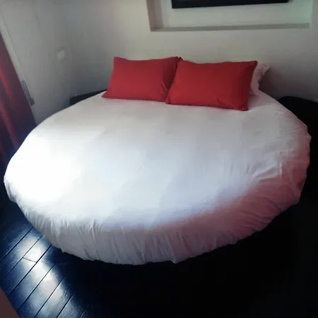 Room29 בית הארחה